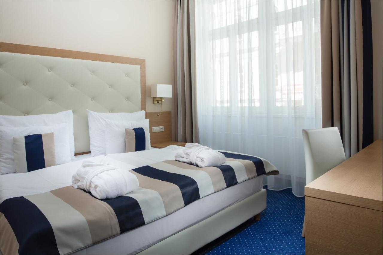 Grandhotel Nabokov Marianske Lazne Bagian luar foto