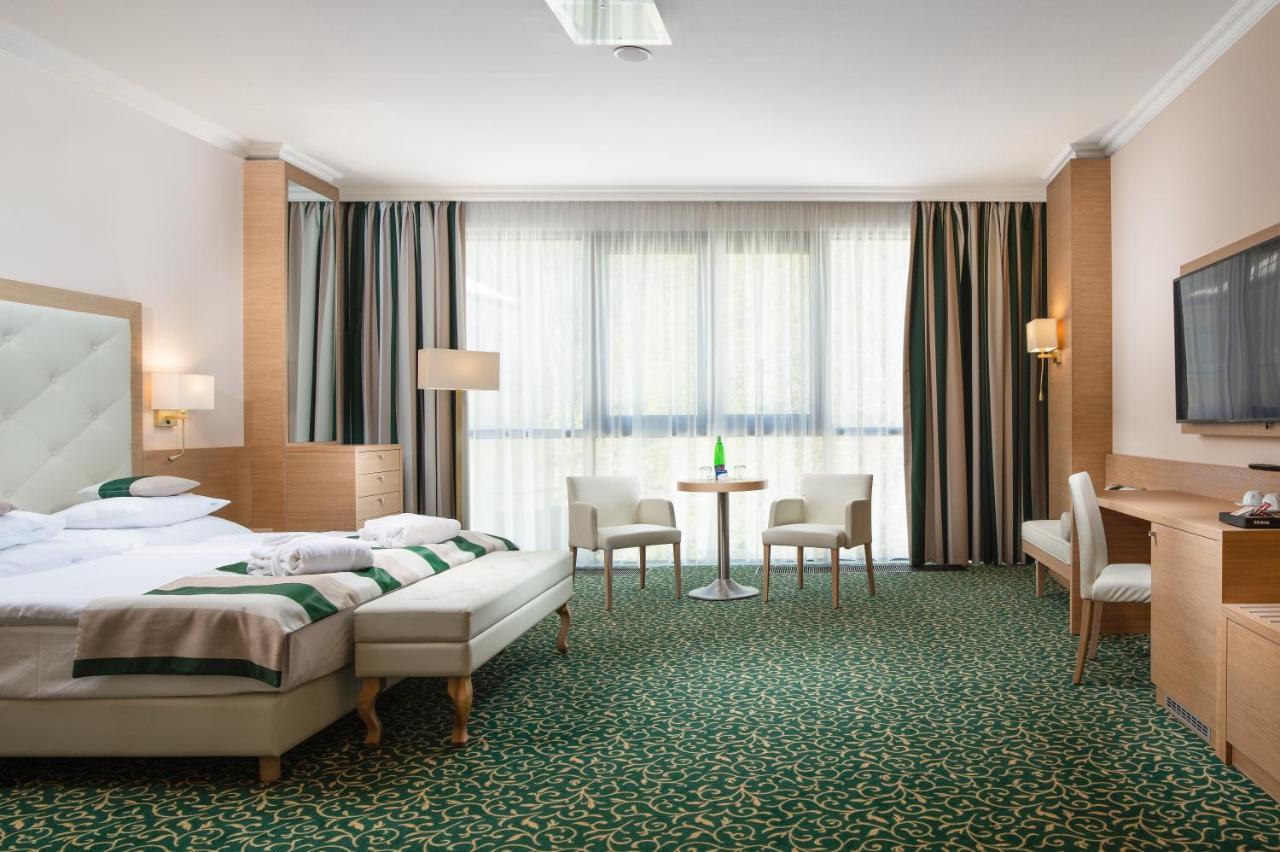 Grandhotel Nabokov Marianske Lazne Bagian luar foto