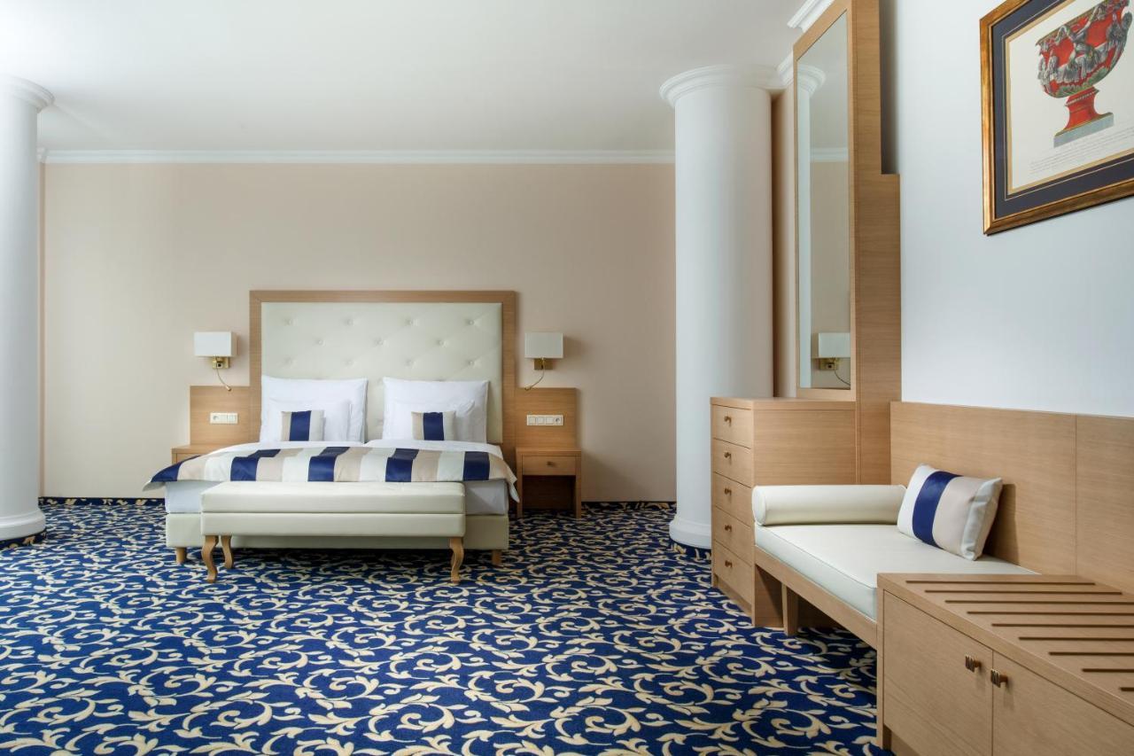 Grandhotel Nabokov Marianske Lazne Bagian luar foto